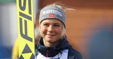 Maren Lundby mit Knieproblemen Maren Lundby mit Knieproblemen