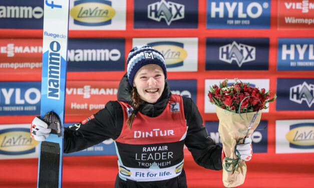 Kvandal triumphiert in Vikersund, Opseth mit Weltrekord