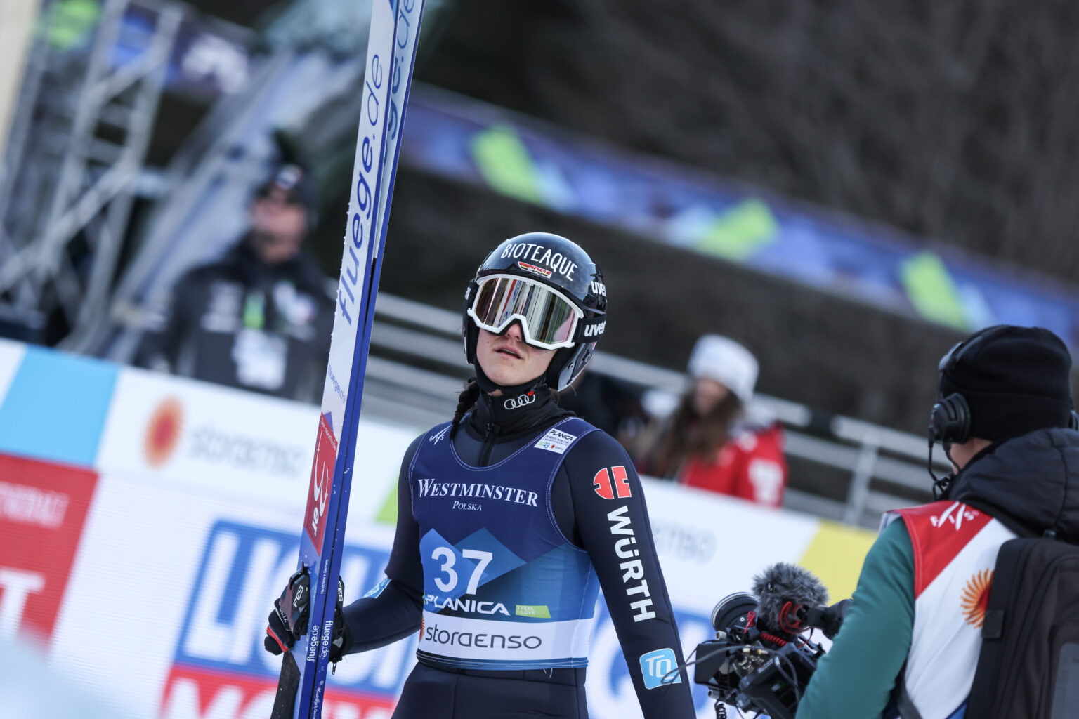 “SkisprungKreuzverhör” mit Luisa Görlich Skispringennews.de