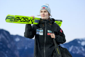 Stroem springt in Wisla zum Sieg