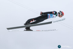 Manuel Fettner (AUT); 70. Vierschanzentournee - Oberstdorf, Training & Qualifikation 28.12.21; Foto: Konstanze Schneider