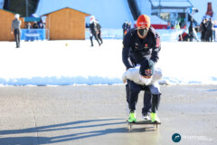Andreas Wank mit Andreas Wellinger (GER); Vierschanzentournee - GaPa; Neujahrsskispringen 01.01.22; Foto: Konstanze Schneider